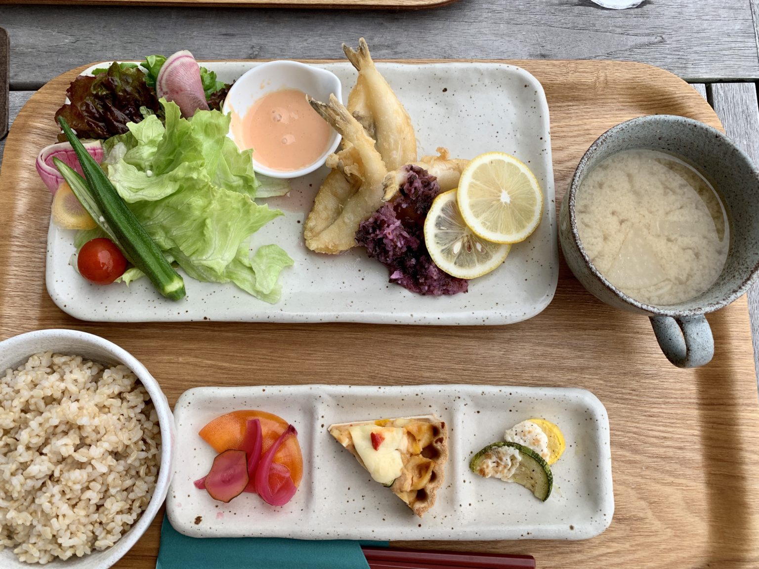 犬連れランチ 犬連れcafe 犬同伴ご飯 犬と散歩 犬連れテラス 犬連れランチ 犬連れcafe 犬同伴ご飯 犬と散歩 犬連れテラス